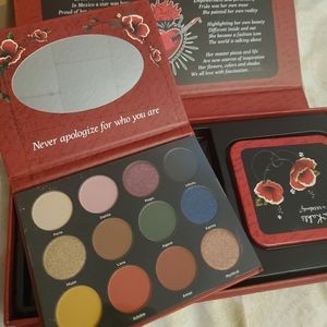 Frida make up palette